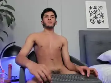 Chaturbate Live Sex of tyler_fox_