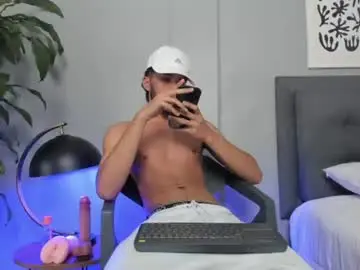 Chaturbate Adult Webcams of tyler_fox_