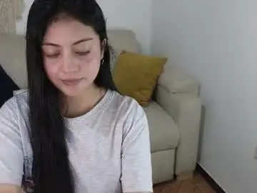 Chaturbate Adult Webcams of pau_cute19