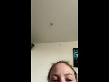Chaturbate Free Porn Cam of krisvela