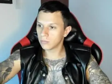 Chaturbate Watch Live Sex Cams of masterdave7