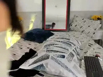Chaturbate Live Sex Cam of eva_mark
