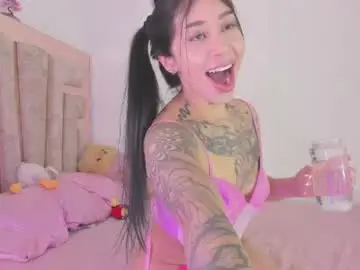 Chaturbate Free Porn Cam of hilary_jones_22