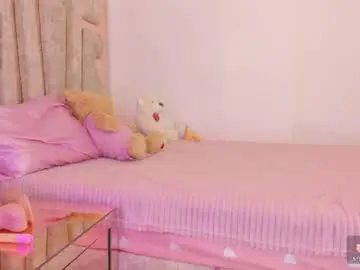 Chaturbate Live Porn of hilary_jones_22
