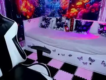 Chaturbate Live Sex Cam of linphea