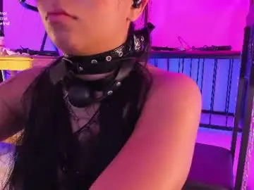 Chaturbate Live Sex of yourgirlia_