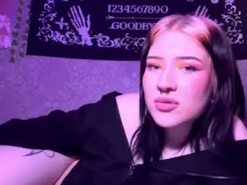 Chaturbate Live Sex of alisha_sky_
