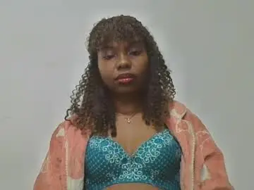 Chaturbate Sex Chat of rosalinda933