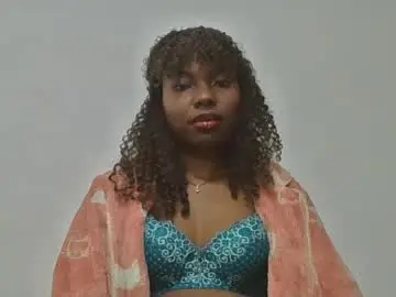 Chaturbate Adult Video Chat of rosalinda933
