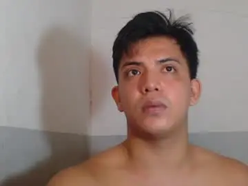 Chaturbate Nude Webcam of yourasian_bradley