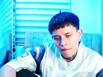 Chaturbate Nude Webcam of _justinmoon2
