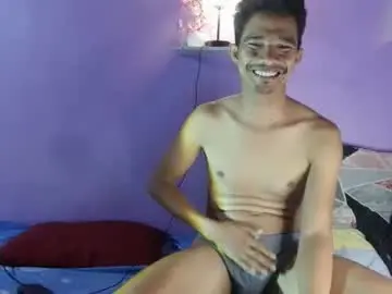 Chaturbate Free Porn Cam of raffyhardcock4u