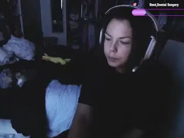 Chaturbate Watch Live Sex Cams of tinykylie