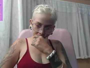 Chaturbate Adult Video Chat of moon_cat85