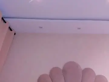 Chaturbate Live Sex Cam of sofiagomez_1