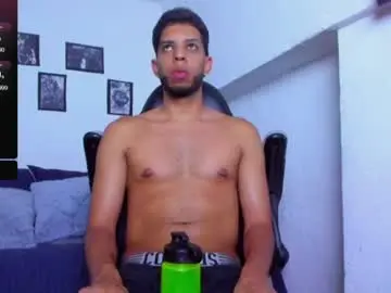 Chaturbate Live Sex of mathews_19