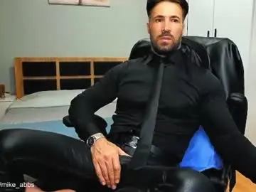Chaturbate Private Sex Chat of mikestrip