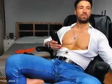 Chaturbate Adult Webcam of mikestrip