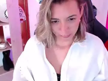 Chaturbate Nude Webcam of milfsecret69