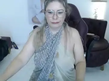 Chaturbate Sex Cam of diva_milf