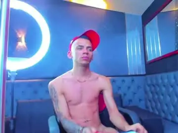 Chaturbate Live Sex Cam of edward_24_