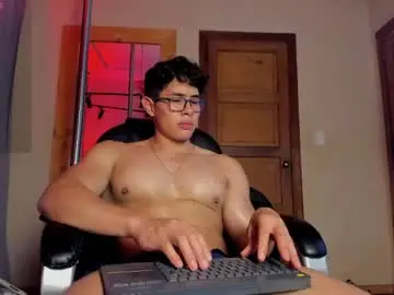 Chaturbate Sex Cam of grayandrews