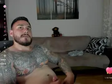 Chaturbate Live Sex Cam of gymdominus