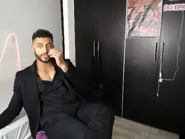 Chaturbate Free Live Porn of claybrown_