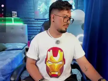 Chaturbate Live Porn of daviidevans