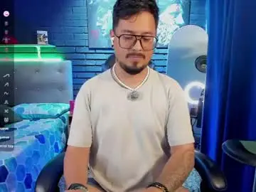 Chaturbate Watch Live Sex Cams of daviidevans