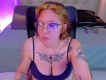 Chaturbate Nude Webcam of chloerossee