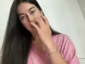 Chaturbate Watch Live Sex Cams of cute_kriss94