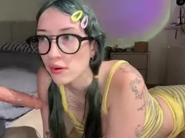 Chaturbate Free Porn Cam of kellyberry__