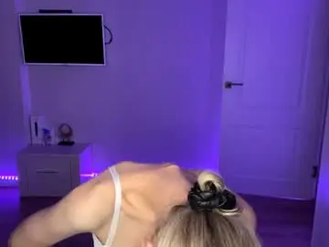 Chaturbate Free Live Porn of seasonhamiss