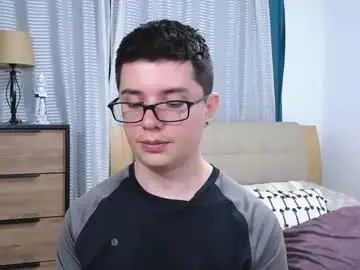 Chaturbate Sex Cam of kevinhunts