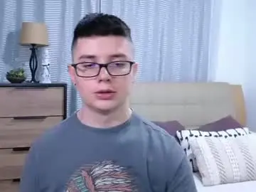 Chaturbate Sex Cam of kevinhunts
