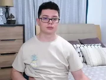Chaturbate Free Live Porn of kevinhunts