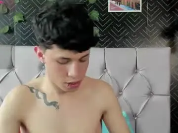 Chaturbate Sex Cam of axel_evanss