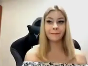 Chaturbate Live Sex Cam of jenaesaison