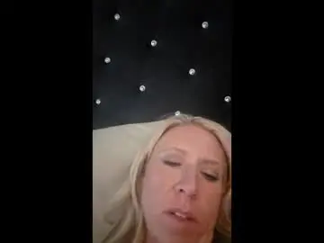 Chaturbate Live Sex of evolvewithmj