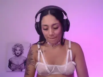 Chaturbate Sex Cam of millie_bobby_