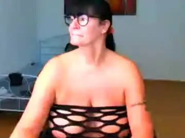 Chaturbate Free Porn Cam of illymaus
