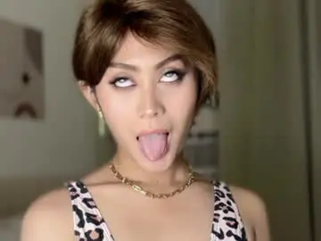 Chaturbate Live Sex Cam of goddesslea_