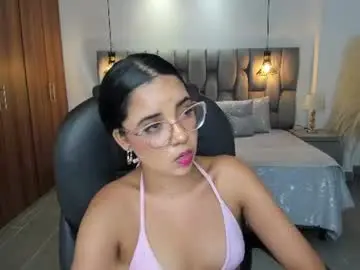 Chaturbate Adult Webcam of alana_martiins
