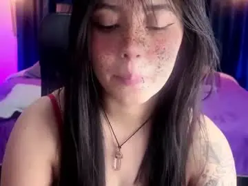 Chaturbate Live Sex Cam of sarah__moon1