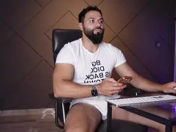 Chaturbate Nude Webcam of glennmasters