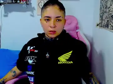 Chaturbate Free Porn Cam of noah_martini