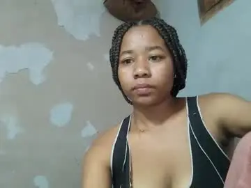 Chaturbate Nude Webcam of louane98
