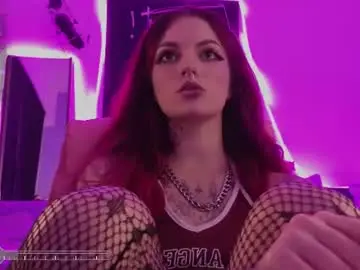 Chaturbate Live Sex Cam of bratziedarsie
