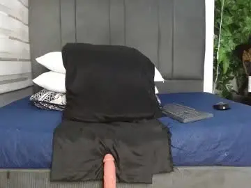 Chaturbate Live Sex Cam of zamirscott